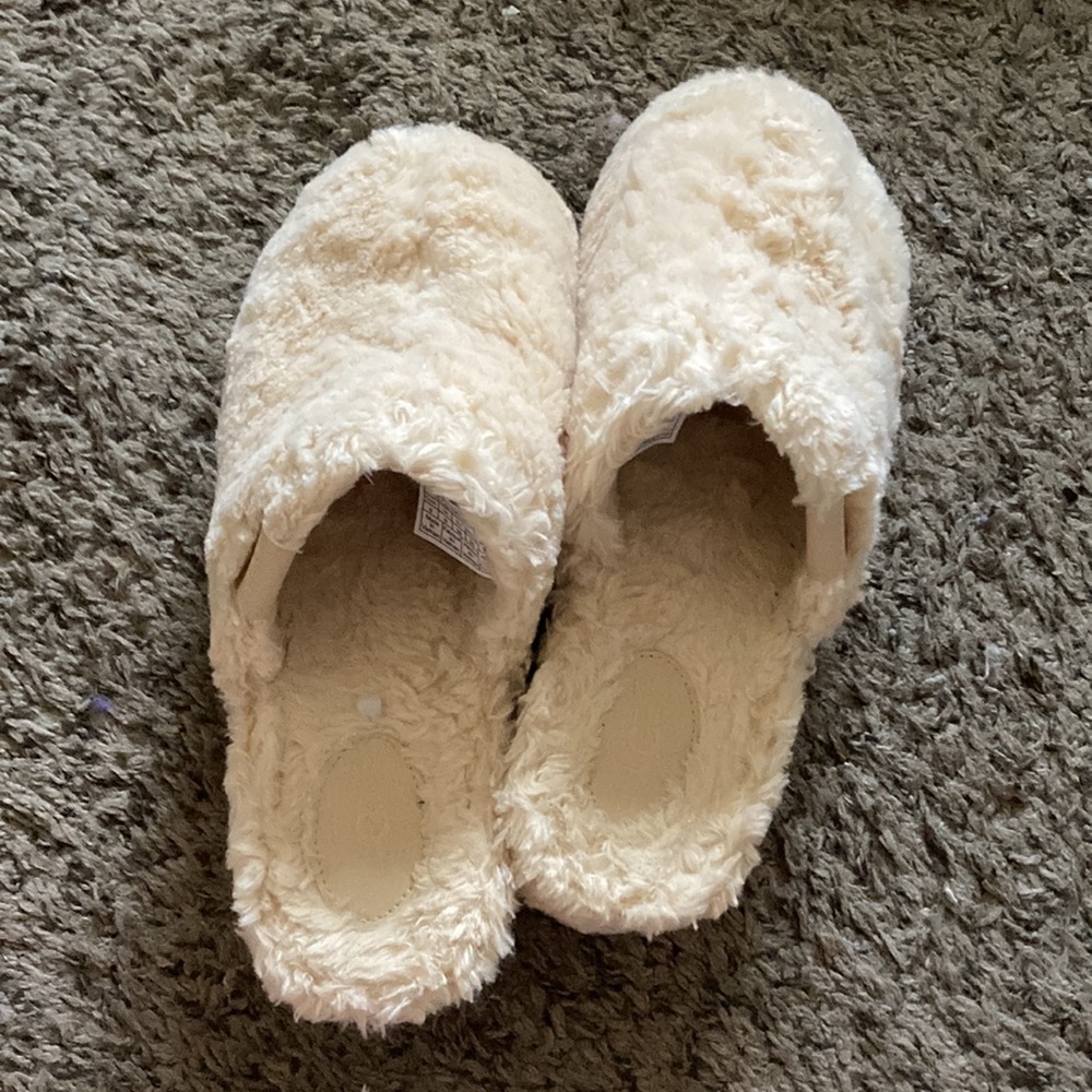 Platform Ugg Slippers